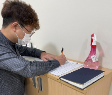 1. 출입기록지 작성