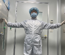 4. 출입복장 착용